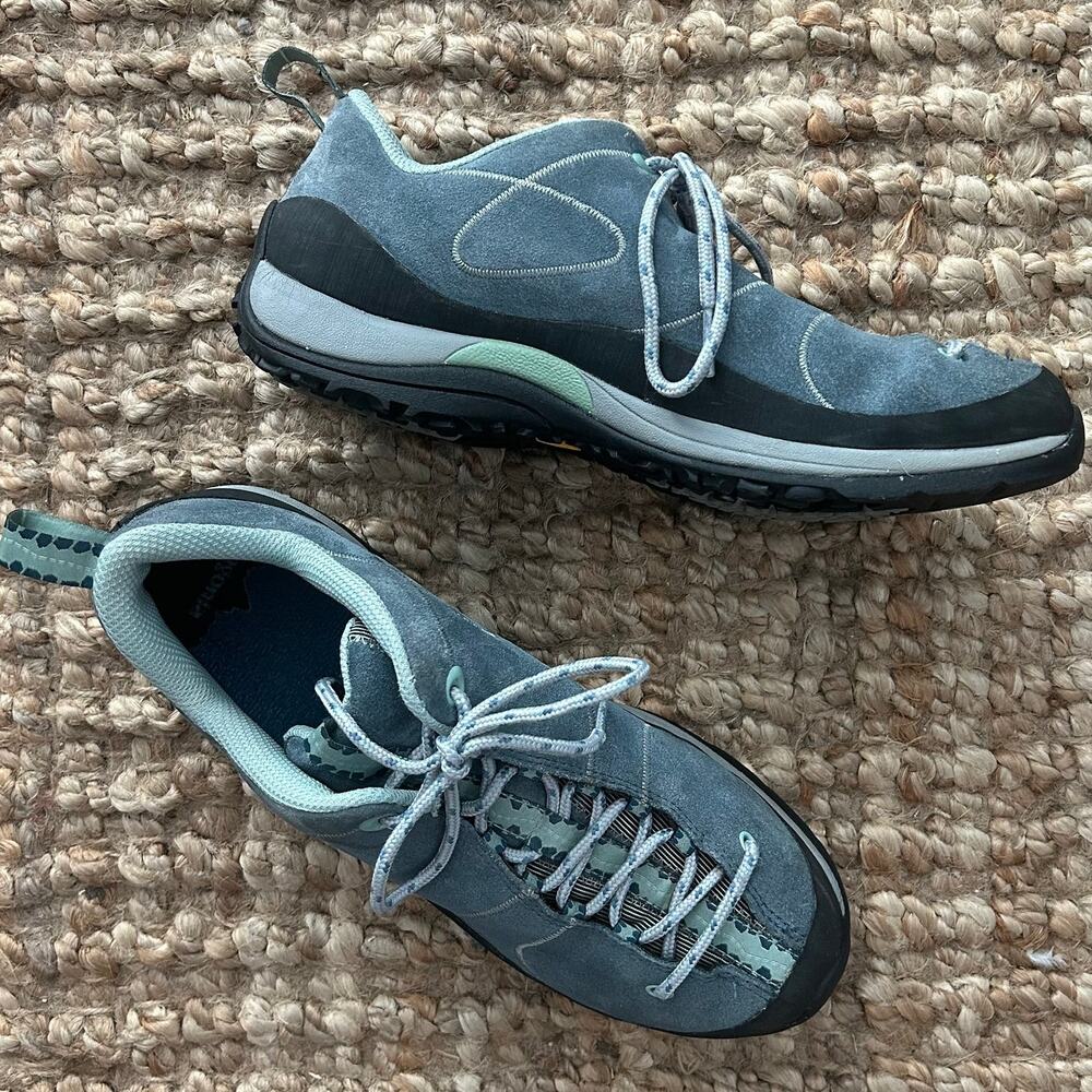 Patagonia Performance Footwear Vibram Hiking Shoes Women 10 Deep Ocean EUC